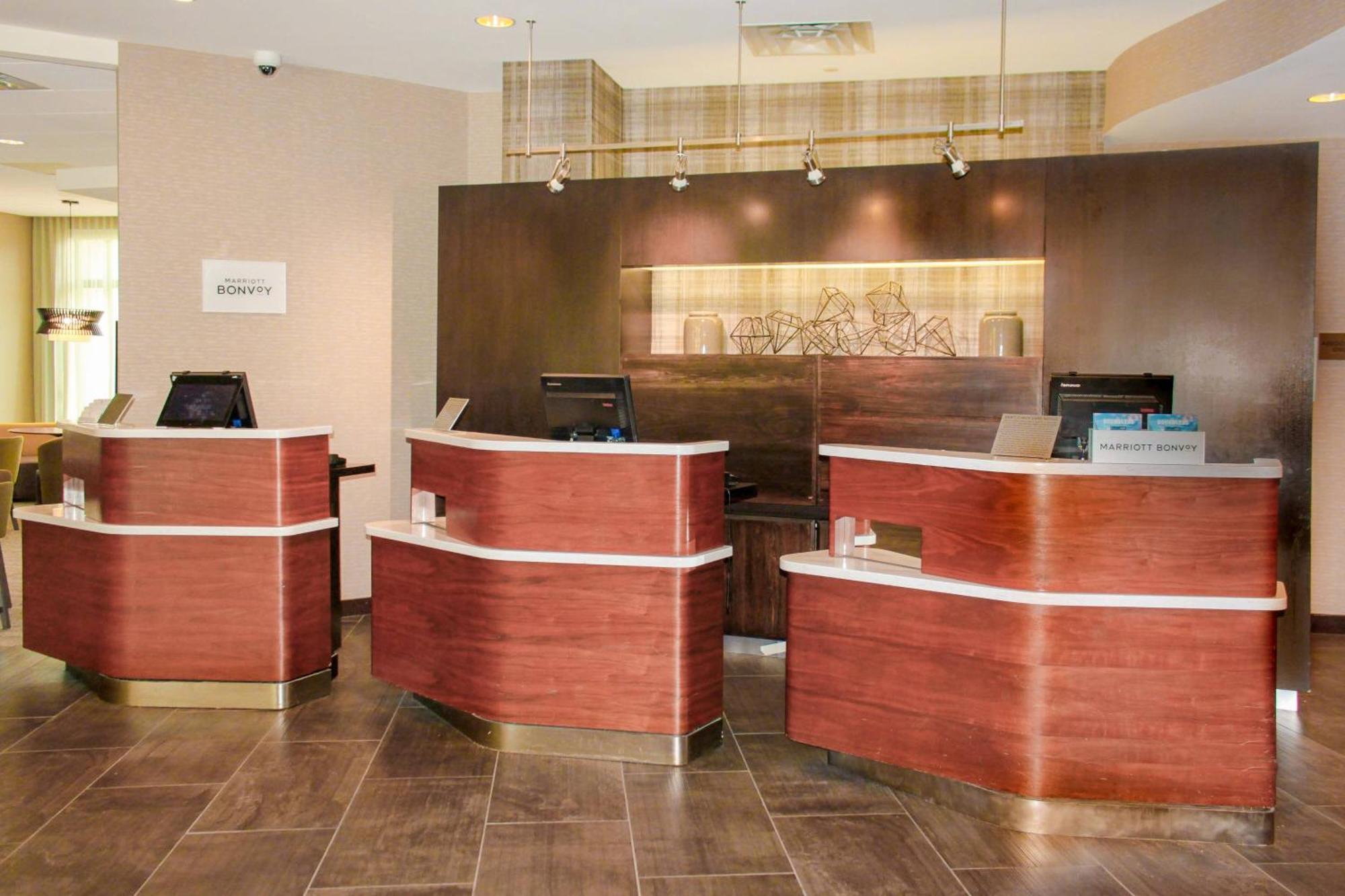 Courtyard By Marriott Silver Spring Downtown Exterior photo
