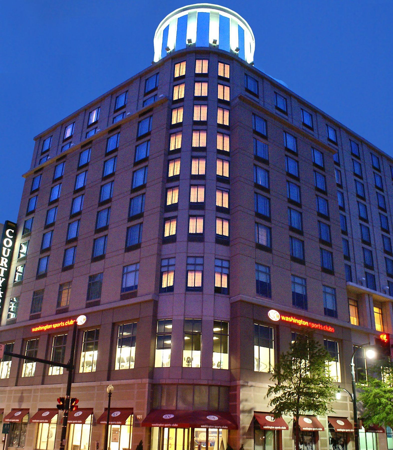 Courtyard By Marriott Silver Spring Downtown Exterior photo